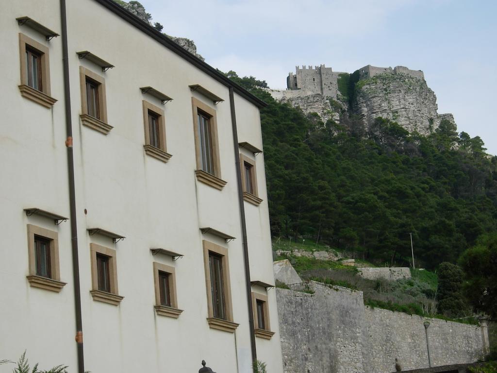 Eremo Hotel Casa Del Sorriso Erice Esterno foto