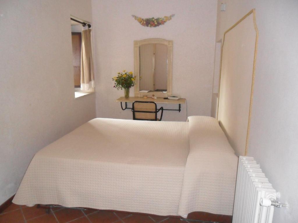 Eremo Hotel Casa Del Sorriso Erice Esterno foto